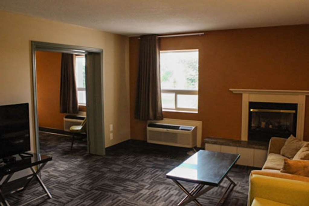 Quality Inn & Conference Centre Orillia Zimmer foto